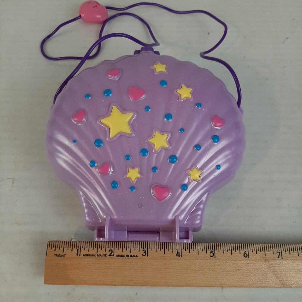🛍Polly Pocket Tiny Power Seashell Purse Compact Wearable Strap No Accessories - Picture 2 of 6